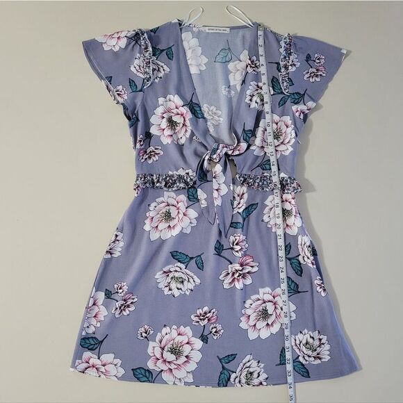 Sister Of The Tribe Floral V-neck Midi Dress with Ruffles and Cutouts - Picture 5 of 16